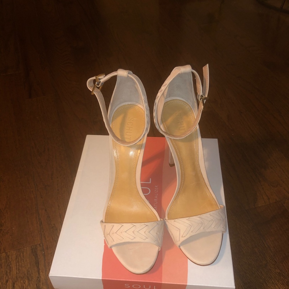 Schutz Sandal